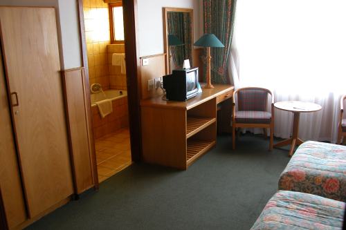 Schweizerhaus (3)
